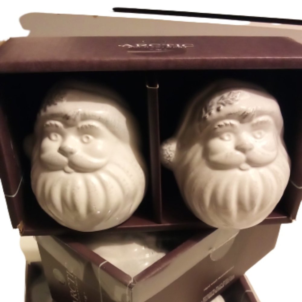 (4) Arctic Enchantment Collection Porcelain Santa Salt and Pepper Shakers